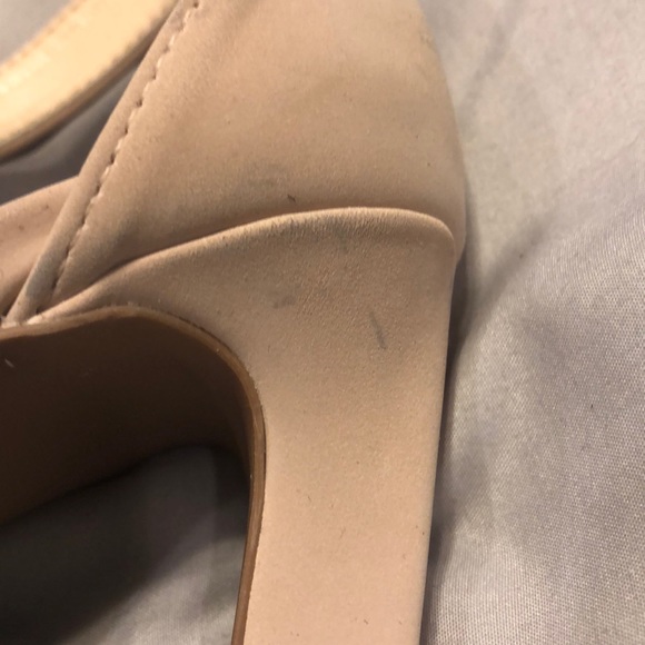 Beautiful dress heels - Picture 4 of 6